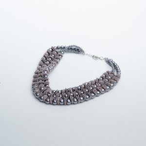 Colier mov cu perle - 032112