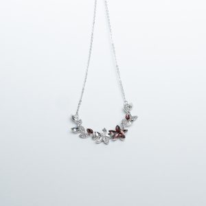 Colier flori argintii și mov - 030513.5